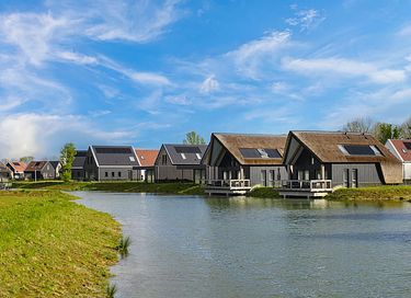 Huis aan het water (6p) met privé sauna - 13