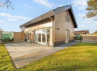 Modern house with bath close to the sea - 39