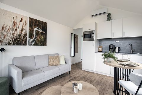 Tiny House op waterrijk park - 5
