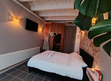 Romantische suite met jacuzzi en sauna - 2