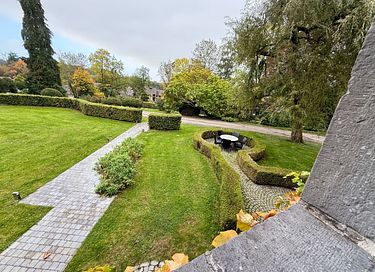 Luxuriöse Familienresidenz mit privatem Hallenbad - 31