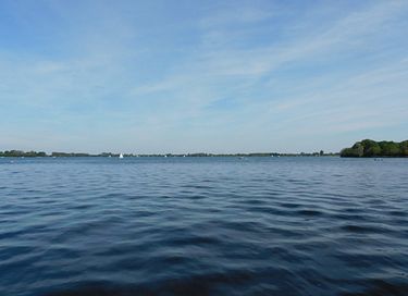 Blokhut op privé eiland met gratis motorboot - 12