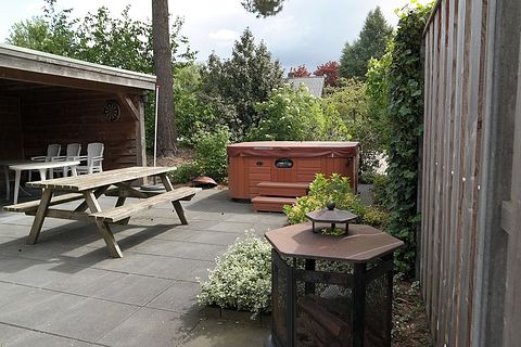 Attractive farmhouse with jacuzzi for 10pers. - 3