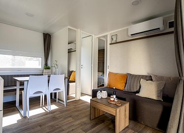 Knus Tiny House op een bosrijk vakantiepark - 3