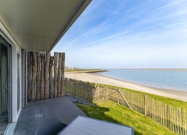 Wohnung mit Terrasse am Wasser - 26