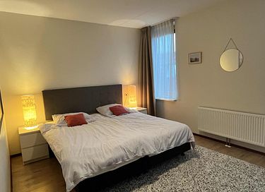 Rietgedekte villa met uitzicht over het meer - 30