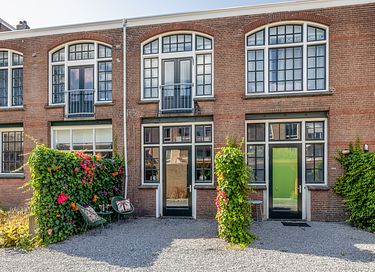 Farbenfrohes Loft mit Palmen in Breda - 36
