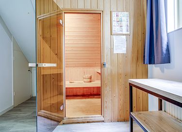 Vakantiehuis met grote tuin en sauna - 26