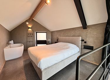 Vakantiehuis met hottub en uitzicht - 13