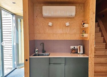 Architectural holiday home in nature - 9