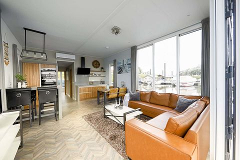 Logement de vacances de luxe sur l'eau - 4