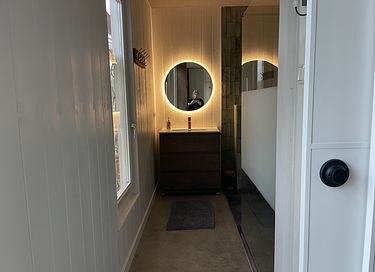 Spend the night in an orangery with hot tub - 11