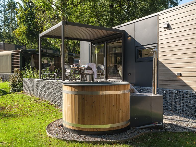 Lodge spacieux avec bain à remous dans un cadre magnifique - 1