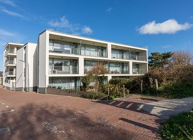 Apartment with balcony right by the sea - 22
