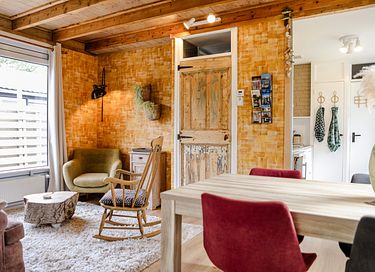 Attractive cottage for 4 right by the water - 6