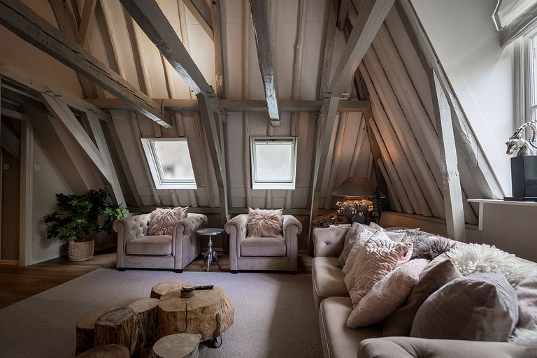 Bel appartement dans un bâtiment historique - 1