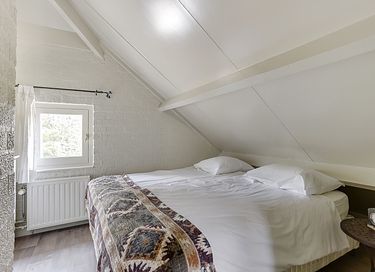 Villa in de natuur mét je eigen bubbelbad - 13