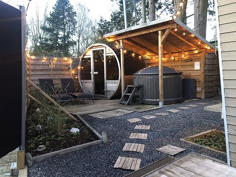 Chalet romantique de bien-être au bord de l'eau - 3
