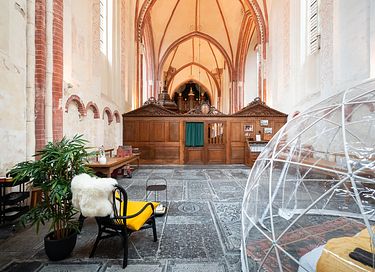 Een unieke slaapervaring in een kerk - 10