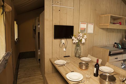 6-person glamping tent in the Veluwe region - 5