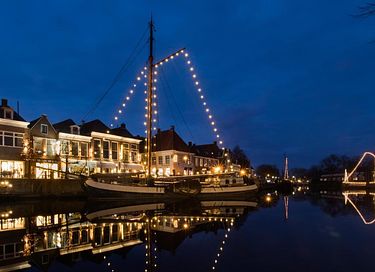 Hotel aan de gracht in historisch Dokkum - 31