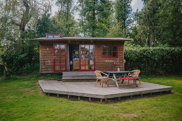 Stoere outdoor lodge in het bos - 1