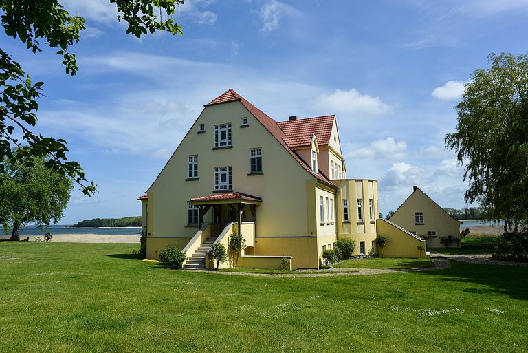 Geräumige Ferienwohnung auf Rügen mit Aussicht - 1