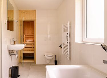 Waterfront wellness cottage with sauna - 10