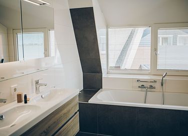 Exclusief genieten in Friesland met uitzicht - 36
