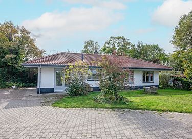Hyggelig bolig med brændeovn på Texel