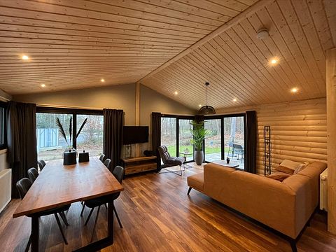 Logement de vacances moderne (6p) avec bain à remous privé - 3