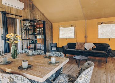 Luxury glamping tent (sleeps 6) at a charming vacation park - 9