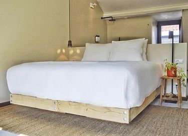 Suite lumineuse avec baignoire spa et vues. - 7