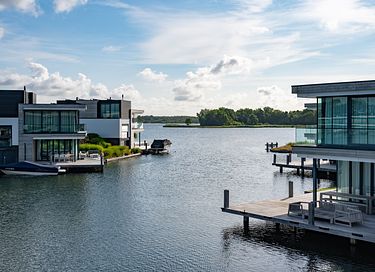 Waterfront villa on Lake Veere - 18