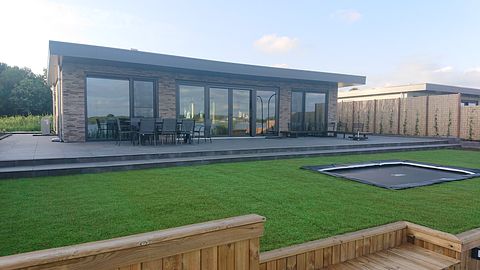 Luxe vakantiebungalow direct aan het water - 5