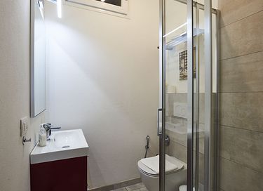 Modern huis met meerzicht en tuin - 7