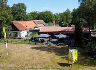 Overnachten in een unieke grasdakwoning - 16