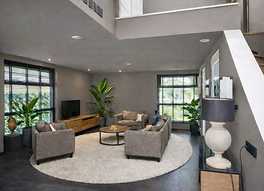 Spacious family home on the edge of the woods - 3