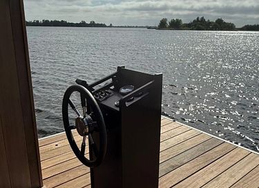Romantisch verblijf op het water met uitzicht - 10