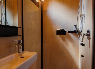 Maison miroir romantique avec bain moussant - 16