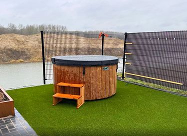 Vacation villa (10p) with hot tub by the water - 33