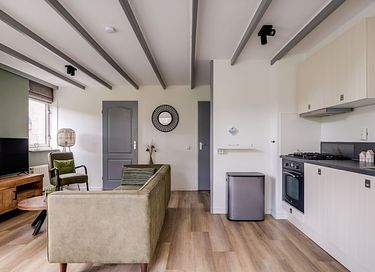 Gezellig familiehuis met grote tuin - 11