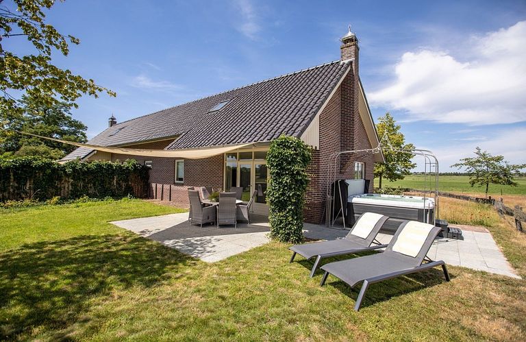 Landelijk huisje met complete privé wellness - 1