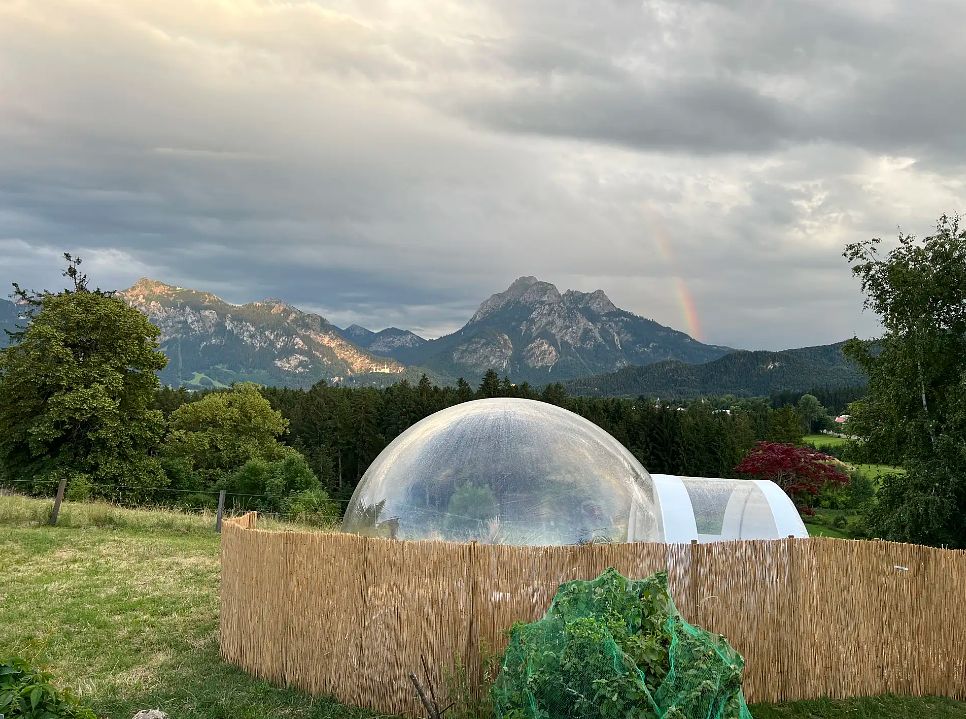 What you need to know for your first night in a bubble tent