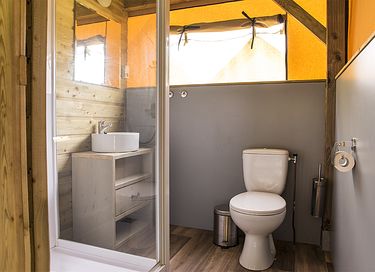 Glamping in a luxury tent with a terrace - 6