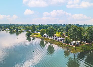 Luxuriöses Ferienhaus direkt am Wasser - 15