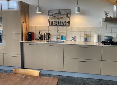 Grasgedecktes Haus am Wasser in Groningen - 14