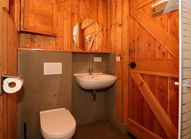 Unique forest cabin in a nice vacation park - 16