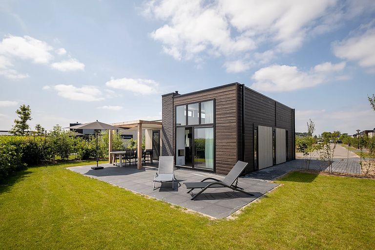 Luxury holiday home close to the beach - 1