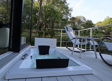Tiny House sur l'eau ac espace bien-être - 3